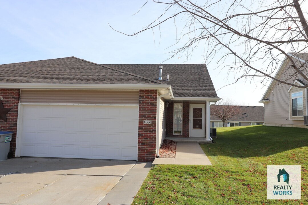 4000 N 18th St in Lincoln, NE - Building Photo