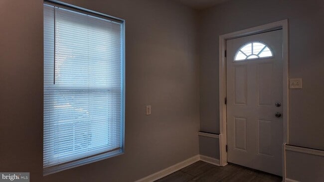 property at 105 S Morton Ave