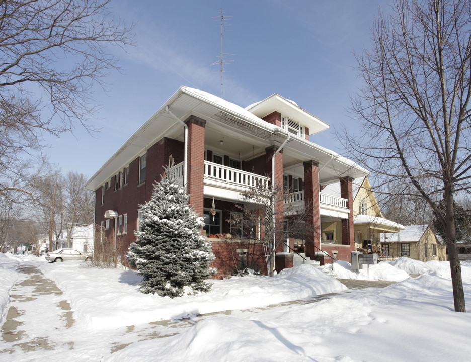 1000 E St in Lincoln, NE - Building Photo