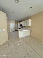 11623 Countrysprings Ct in Moorpark, CA - Building Photo - Building Photo
