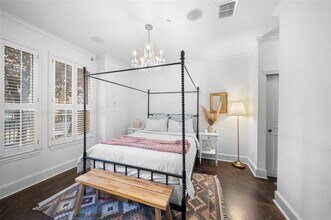 3605 Live Oak St in Dallas, TX - Building Photo - Building Photo