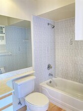 13753 SW 149th Cir Ln in Miami, FL - Foto de edificio - Building Photo