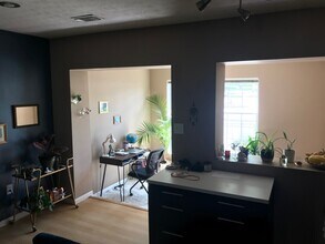 1115 Penn St NE, Unit Unit # 3 in Washington, DC - Foto de edificio - Building Photo