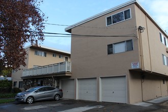 Park Avenue Apartments in San Jose, CA - Building Photo - Building Photo