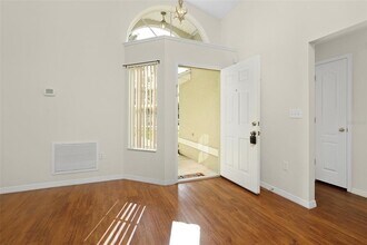 2936 Twin Oaks Dr in Kissimmee, FL - Building Photo - Building Photo
