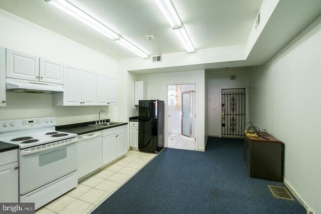 1222 South St in Philadelphia, PA - Building Photo - Building Photo