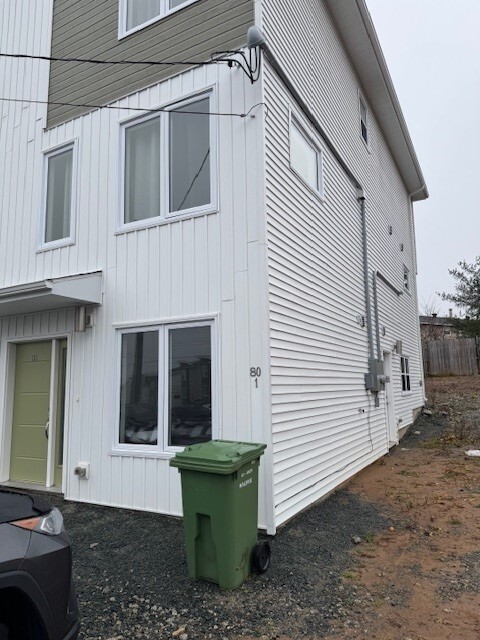 80 Hilden Dr in Halifax, NS - Building Photo