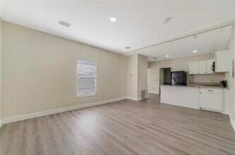 222 N Orlando Ave in Kissimmee, FL - Building Photo - Building Photo