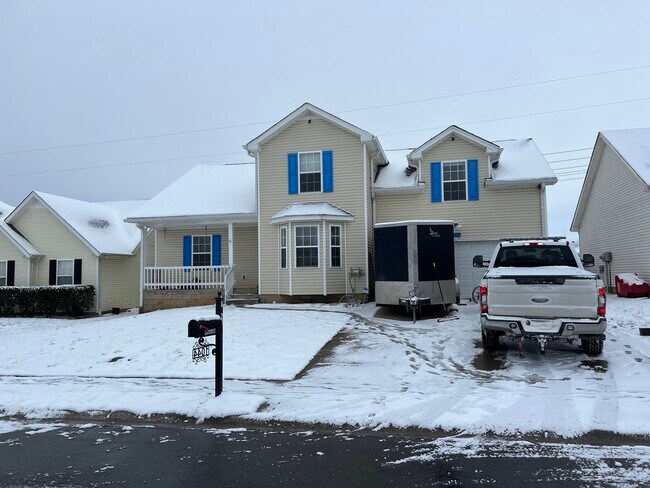 1044 Cindy Jo Ct in Clarksville, TN - Building Photo - Building Photo