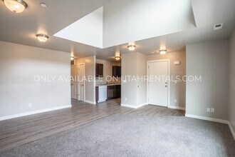 1906 N Geneva Rd in Provo, UT - Building Photo - Building Photo