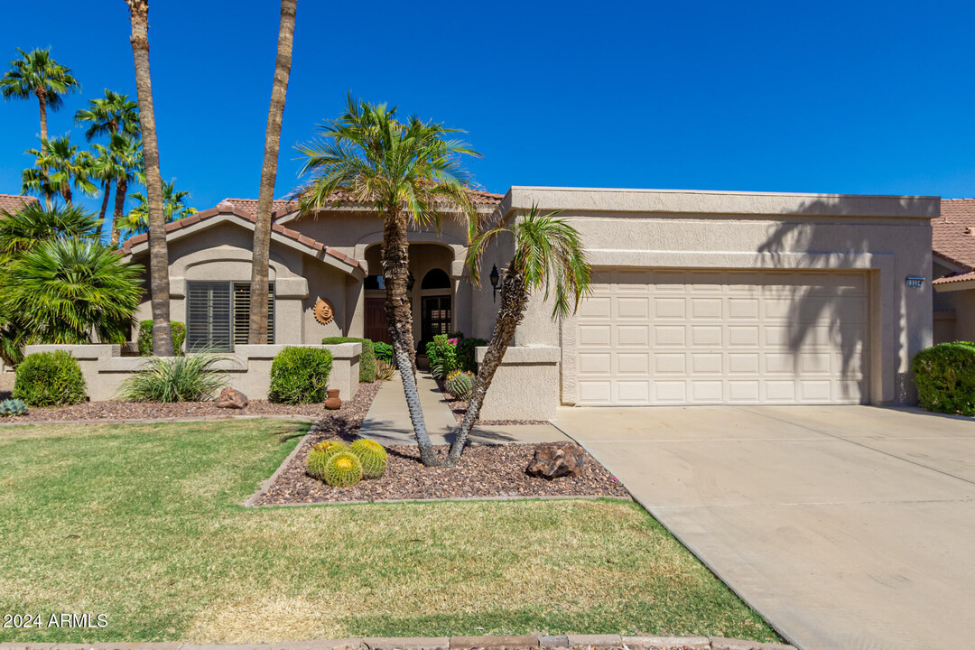 13334 W La Terraza Dr in Sun City West, AZ - Building Photo