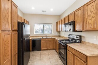 1322 E Linda Dr in Casa Grande, AZ - Building Photo - Building Photo