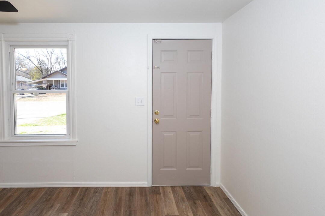 1106 N 5th St in Duncan, OK - Building Photo