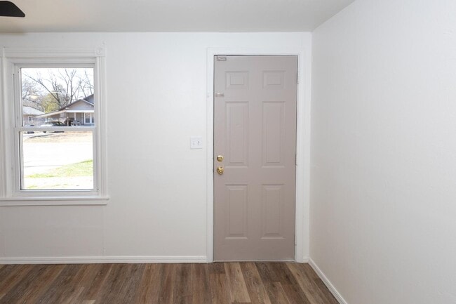 property at 1106 N 5th St