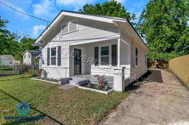 property at 648 Chestnut St