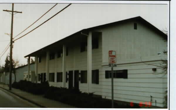 1100 Pacific Ave in Santa Rosa, CA - Building Photo - Building Photo