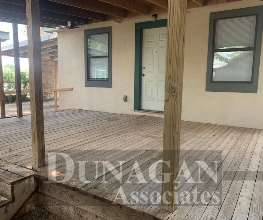 206 S Mesa St-Unit -B in Carlsbad, NM - Building Photo