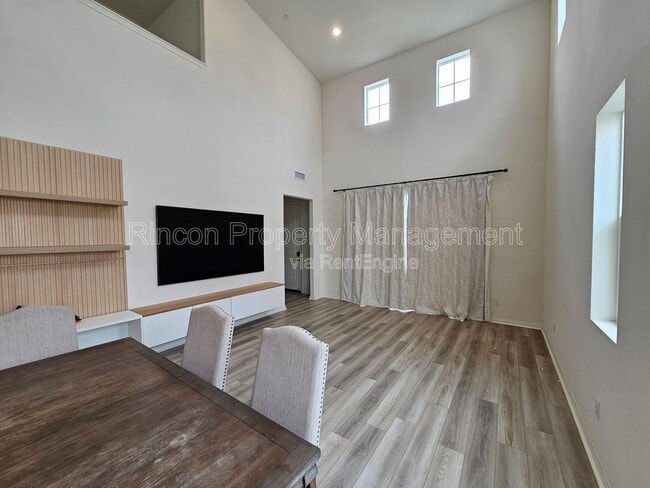 431 Limoneira Ln in Santa Paula, CA - Building Photo - Building Photo