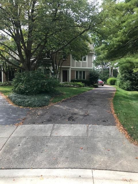 339 Clover Ln in Dublin, OH - Building Photo