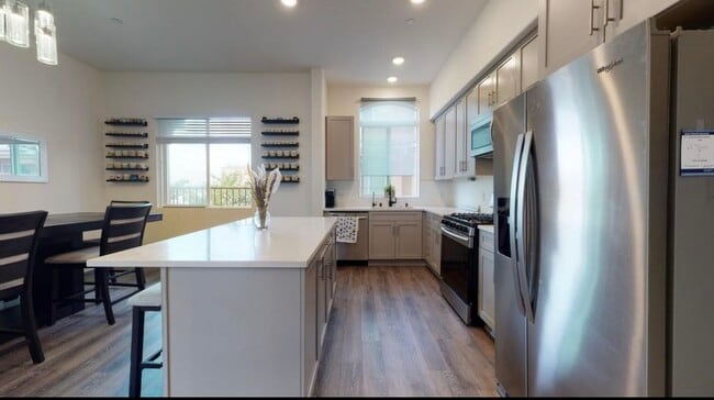 812 Ada St, Unit 6 in Chula Vista, CA - Building Photo - Building Photo
