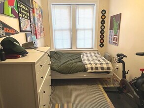 1127 W Farwell Ave in Chicago, IL - Building Photo - Building Photo