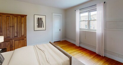 42 Orchard Rd in Brookline, MA - Building Photo - Building Photo