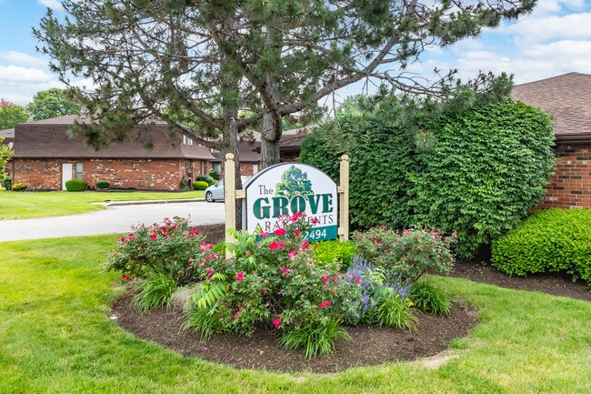 The Grove Apartments in Grove City, OH - Building Photo - Building Photo