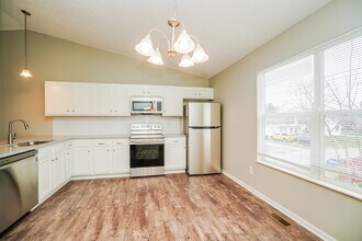 132 Derrer Rd in Columbus, OH - Building Photo - Building Photo