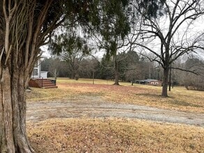 2417 Statesville Blvd in Salisbury, NC - Building Photo - Building Photo