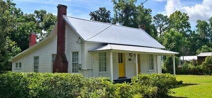 14847 NE 142nd St in Waldo, FL - Building Photo - Building Photo