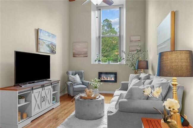 494 Woonasquatucket Ave in North Providence, RI - Building Photo - Building Photo