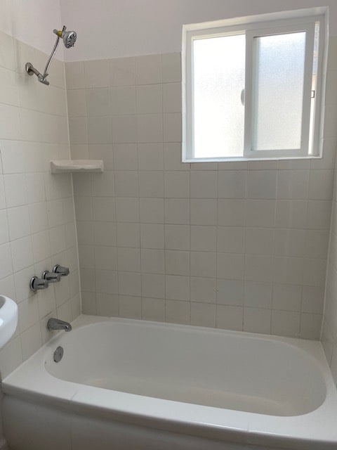 216 W Verdugo Ave, Unit E in Burbank, CA - Foto de edificio - Building Photo