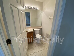 13224 Thoroughbred Loop in Largo, FL - Building Photo - Building Photo