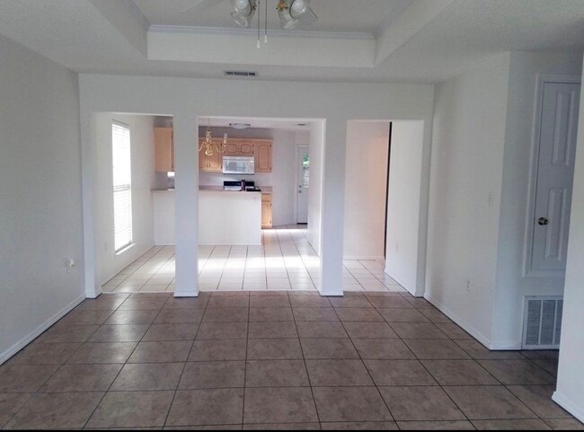 4550 Barrington Ln in Niceville, FL - Building Photo - Building Photo