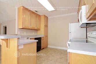 6 Moss Ct in Palmetto, GA - Foto de edificio - Building Photo