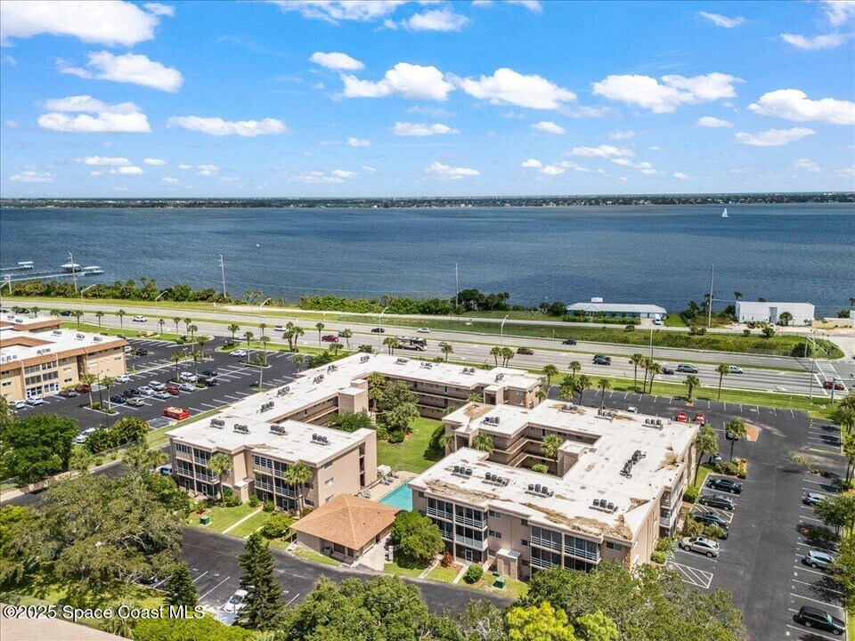 3150 N Harbor City Blvd in Melbourne, FL - Building Photo