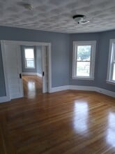 74 Robert St, Unit 74 Robert St in Attleboro, MA - Building Photo - Building Photo