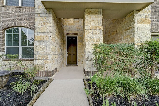 5007 Sawmill Terrace Ln in Spring, TX - Building Photo - Building Photo