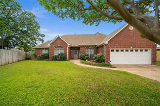 16630 Thibodaux Dr in Tyler, TX - Building Photo - Building Photo