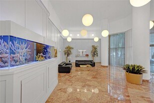 3600 Mystic Pointe Dr in Aventura, FL - Building Photo