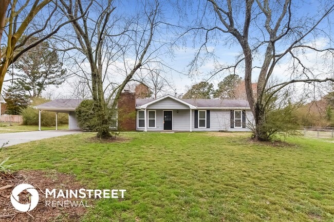 property at 3137 Park Ln