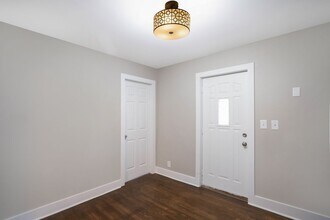 720 Kellogg St SE in Grand Rapids, MI - Building Photo - Building Photo