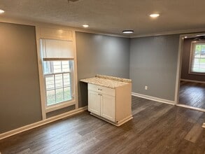 1110 Wright St in Griffin, GA - Building Photo - Building Photo