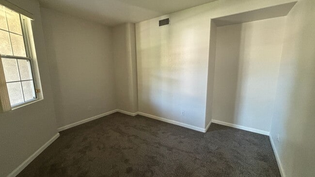 3049 Drake St in Corona, CA - Building Photo - Building Photo