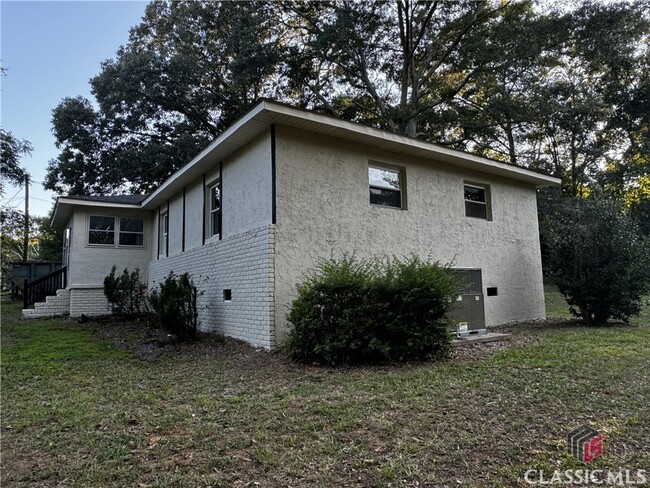 41 Georgia Dr in Hartwell, GA - Building Photo - Building Photo