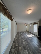 16 Doe Dr in Elkton, MD - Building Photo - Building Photo