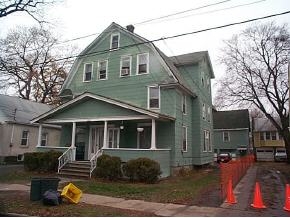 307 Arthur Ave in Endicott, NY - Foto de edificio