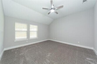 5007 Peacock Ln in Greenville, TX - Building Photo - Building Photo