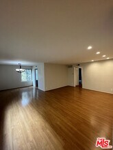 430 S Maple Dr in Beverly Hills, CA - Building Photo - Building Photo
