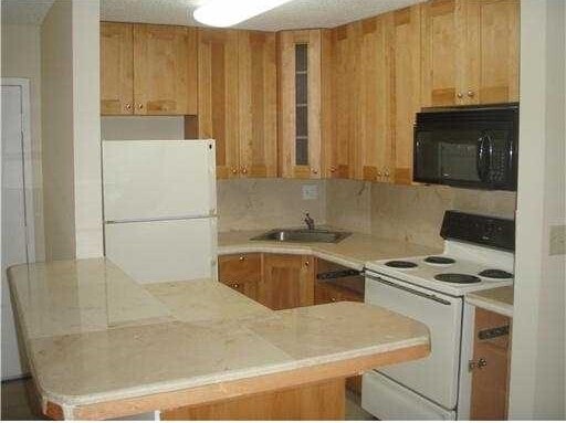 7230 NW 179th St, Unit #202